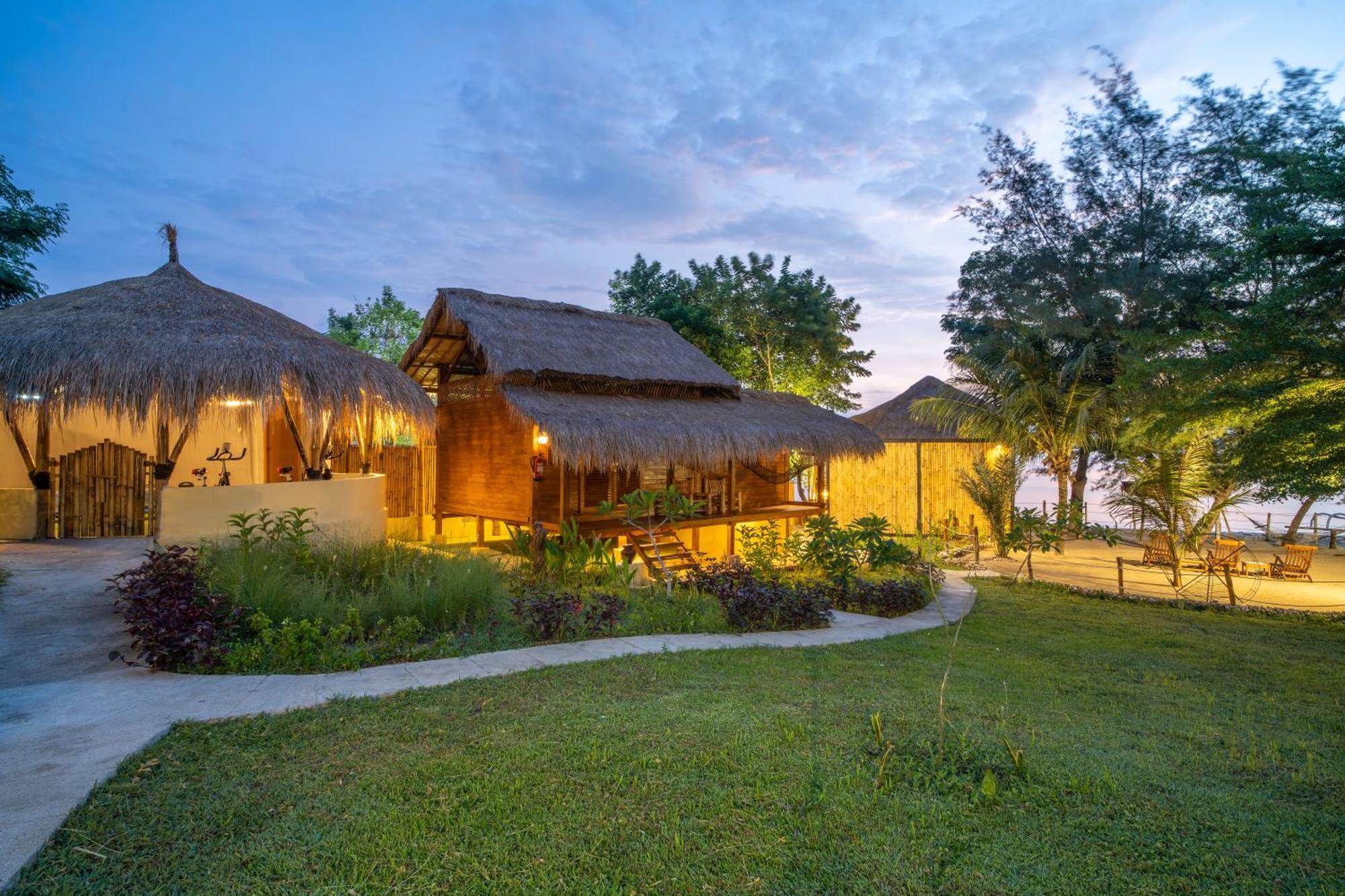 Catappa Village Lombok Sekotong Buitenkant foto